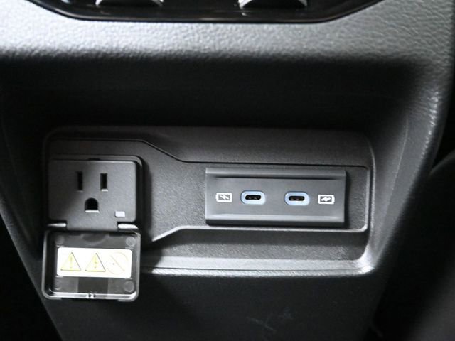 New 2026 Jeep Grand Cherokee Altitude AWD/4WD image 24