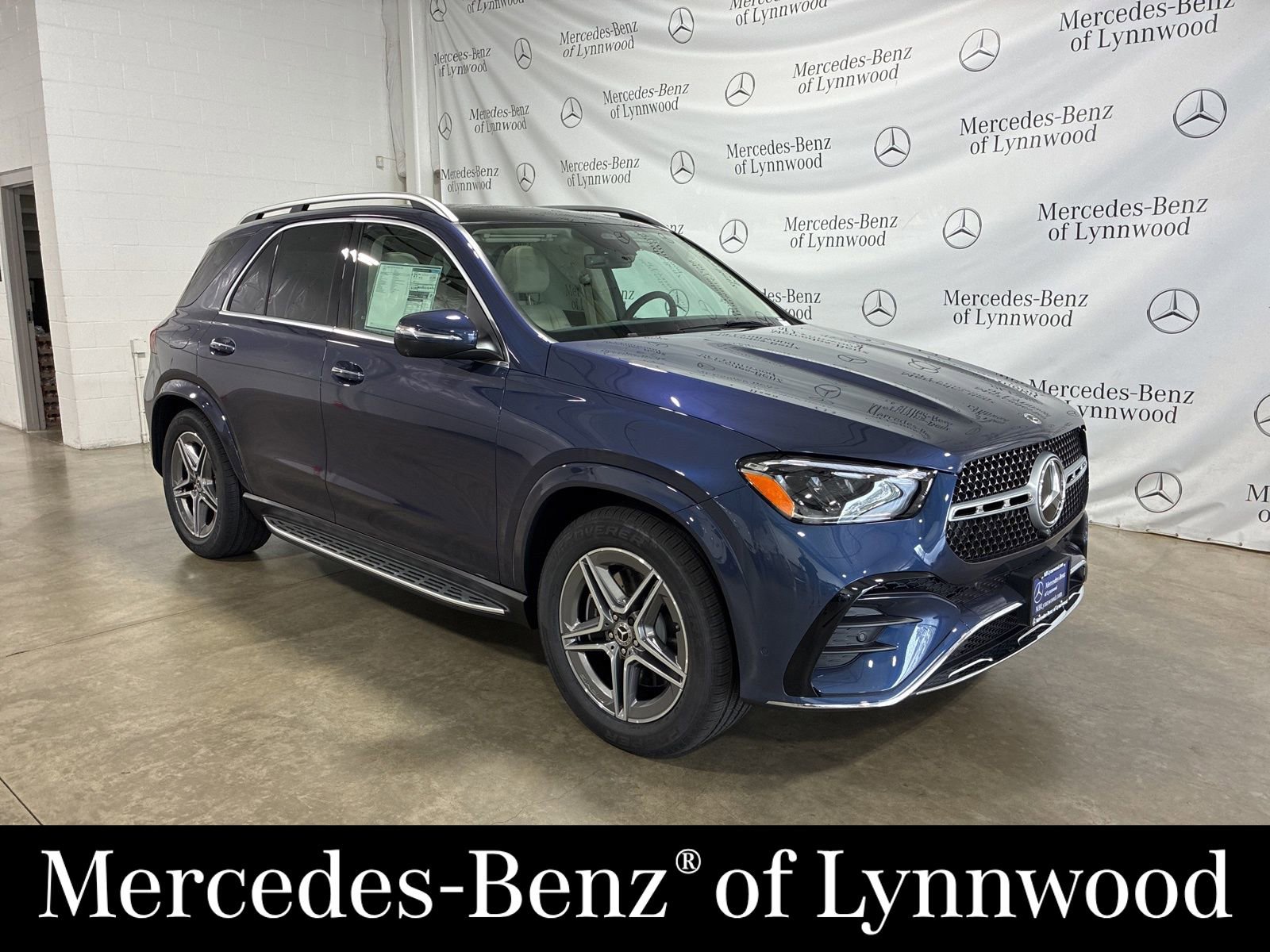 New 2026 Mercedes-Benz GLE 450 4MATIC image 1