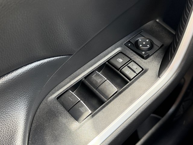 Used 2023 Toyota RAV4 XLE FWD image 37