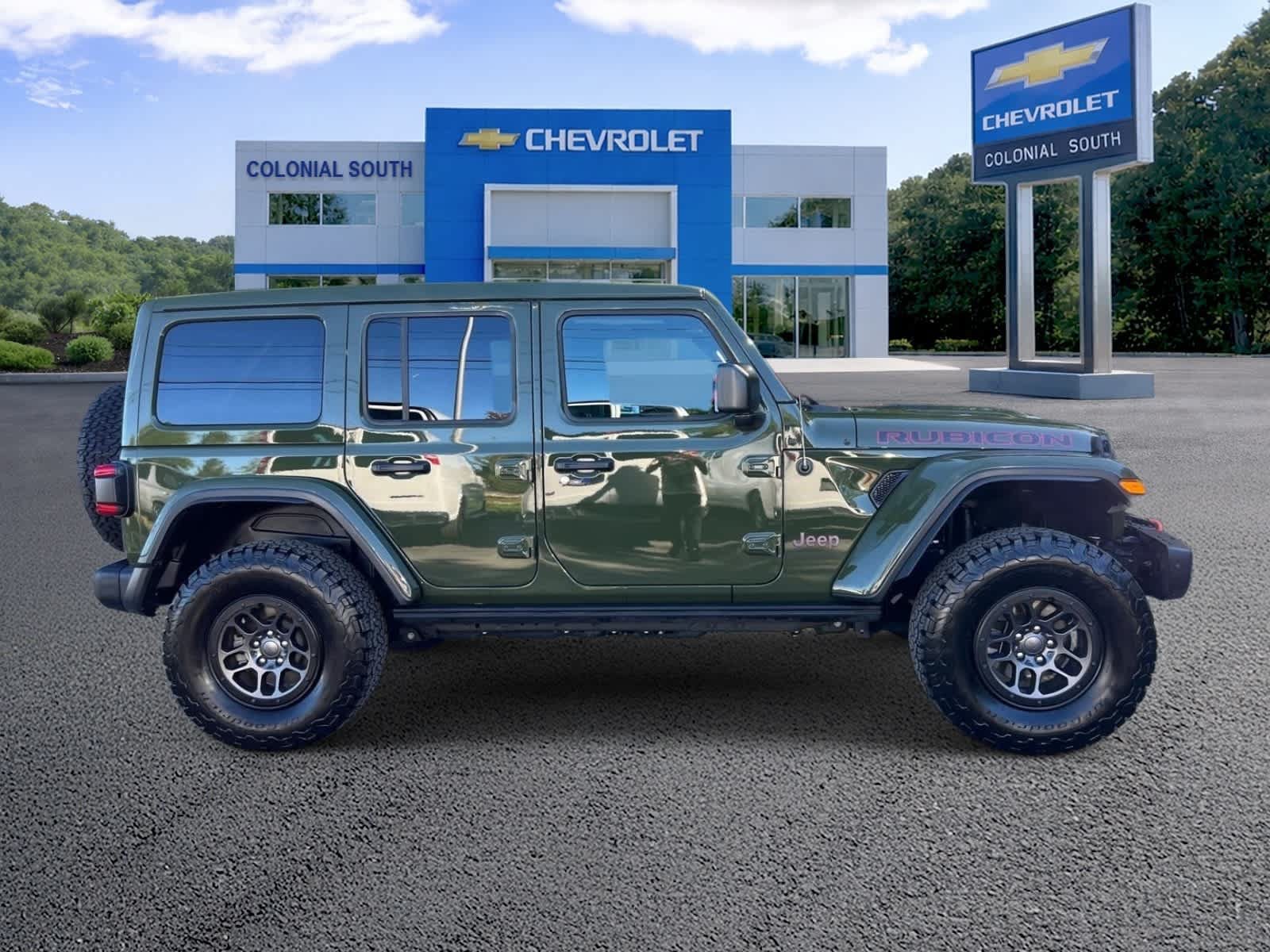 Used 2023 Jeep Wrangler Unlimited Rubicon w/ Xtreme 35 Tire Package AWD/4WD image 7