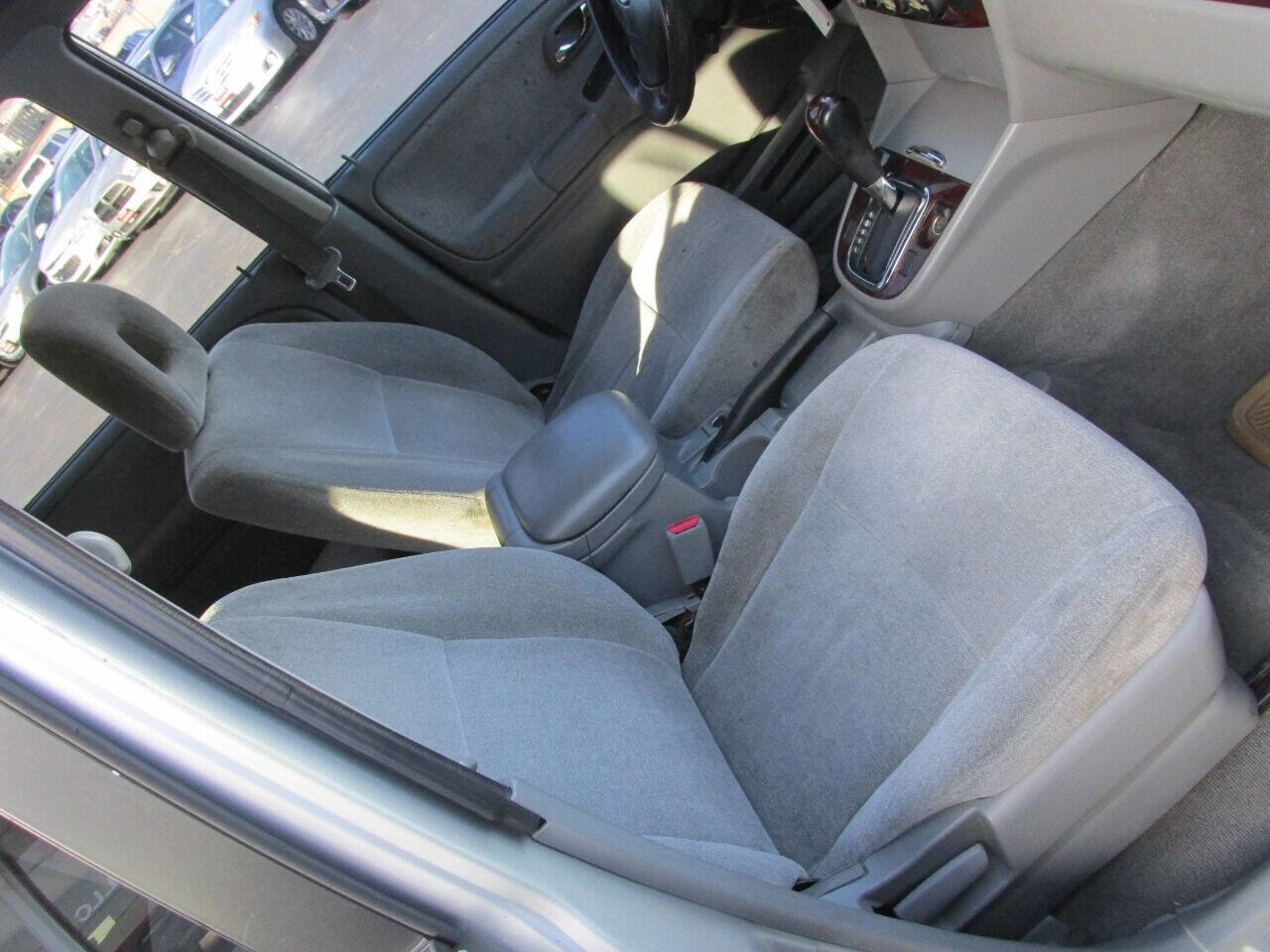 Used 2005 Suzuki XL7 LX image 26