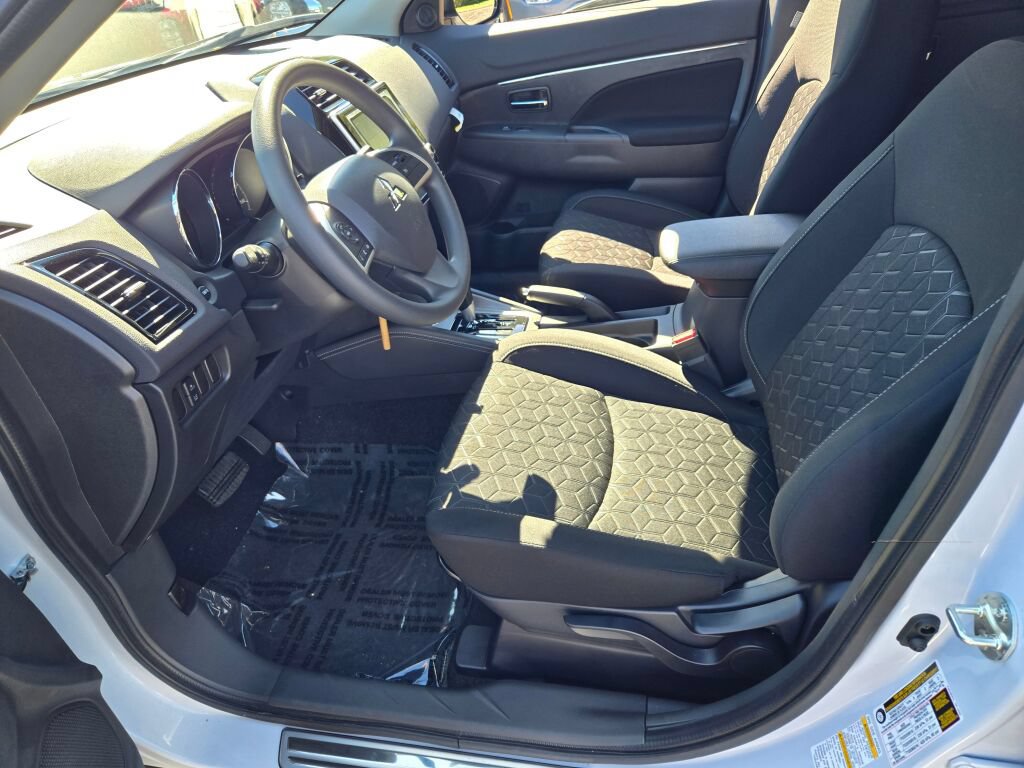 New 2027 Mitsubishi Outlander Sport ES AWD/4WD image 15