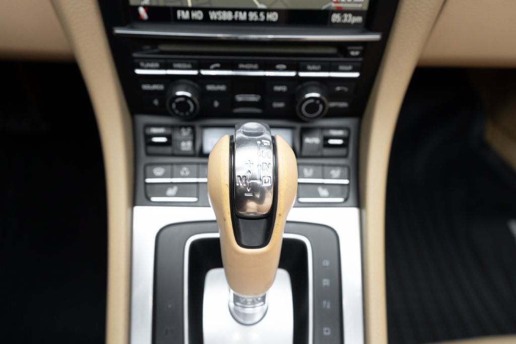 Used 2012 Porsche 911 Carrera RWD image 34