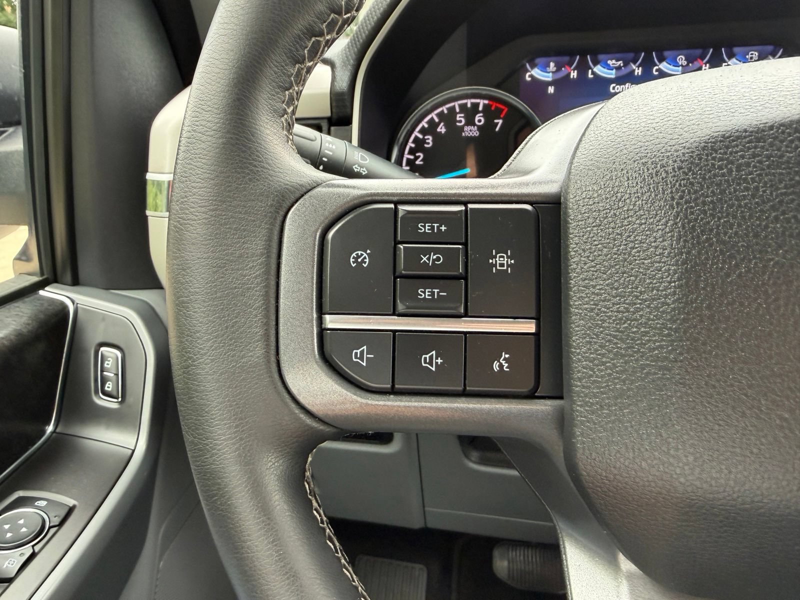 Used 2023 Ford F150 XLT w/ Equipment Group 302A High AWD/4WD image 14