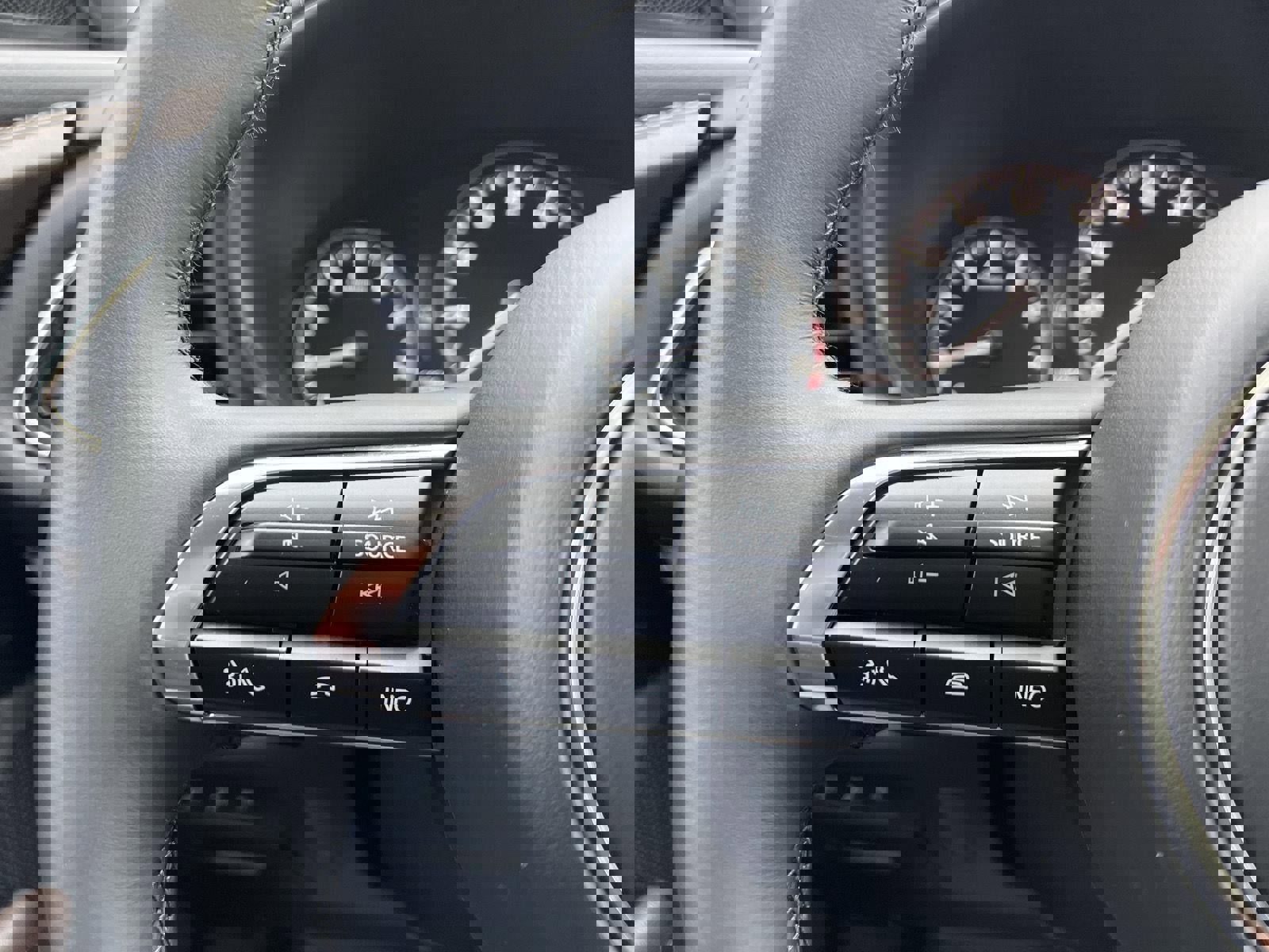 Used 2025 MAZDA CX-30 2.5 Turbo w/ Premium Package image 13