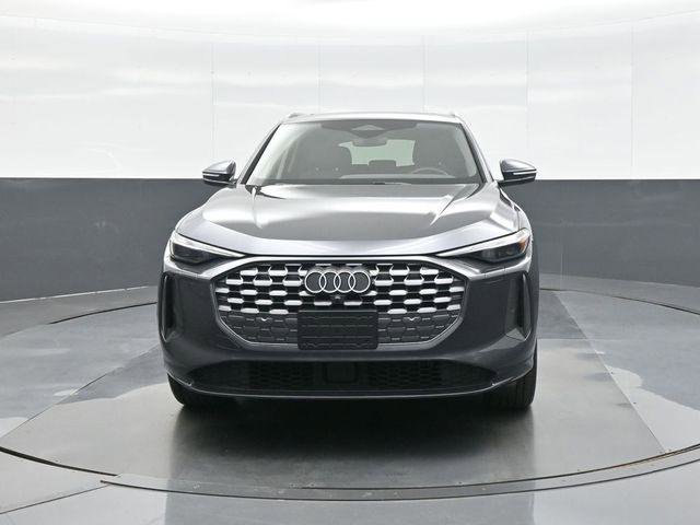 Used 2025 Audi Q5 Premium w/ Convenience Package AWD/4WD image 2