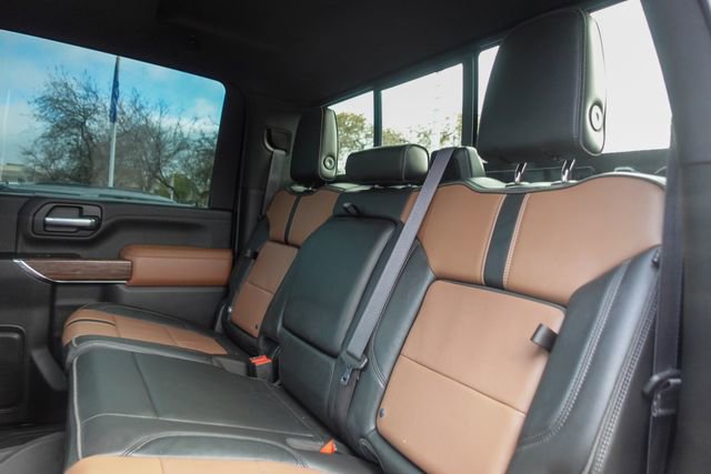 Used 2020 Chevrolet Silverado 3500 High Country w/ Technology Package image 30