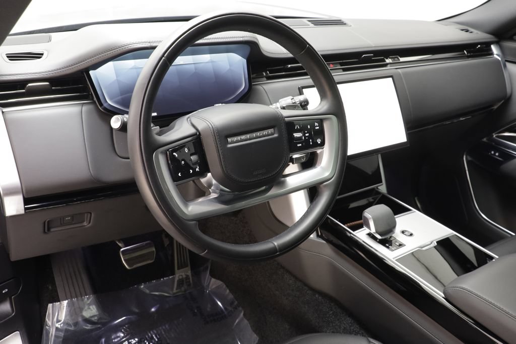 Certified 2024 Land Rover Range Rover SE AWD/4WD image 7