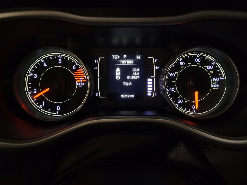 Used 2018 Jeep Cherokee Latitude Plus image 23