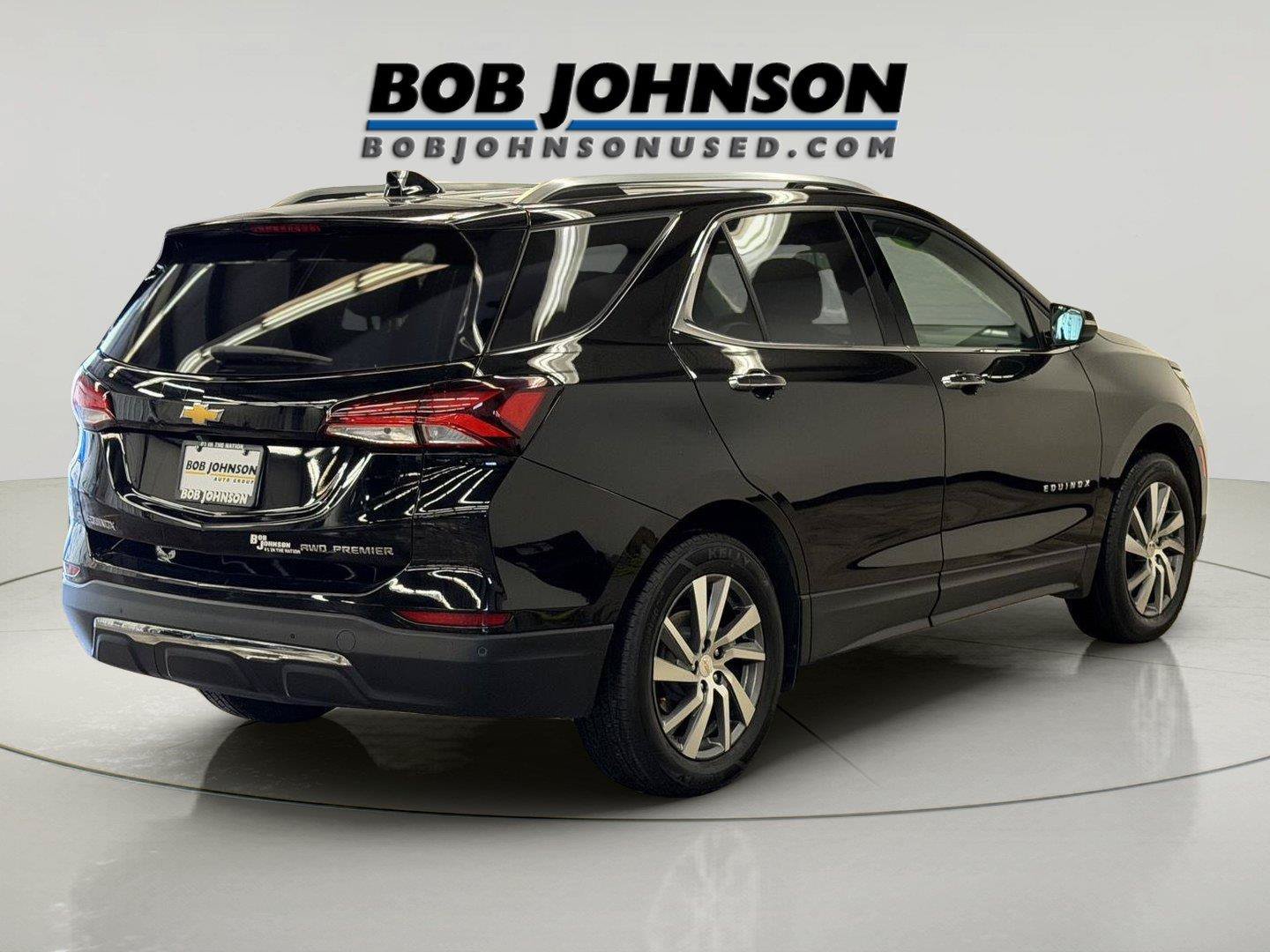 Used 2024 Chevrolet Equinox Premier AWD/4WD image 11