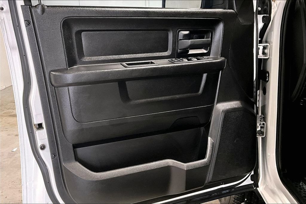 Used 2018 RAM 1500 Express w/ Express Value Package AWD/4WD image 21