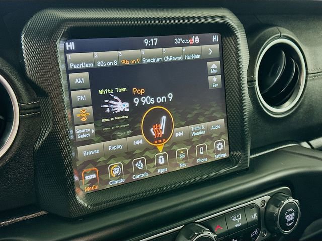 Used 2022 Jeep Wrangler Unlimited Sahara w/ Cold Weather Group image 16