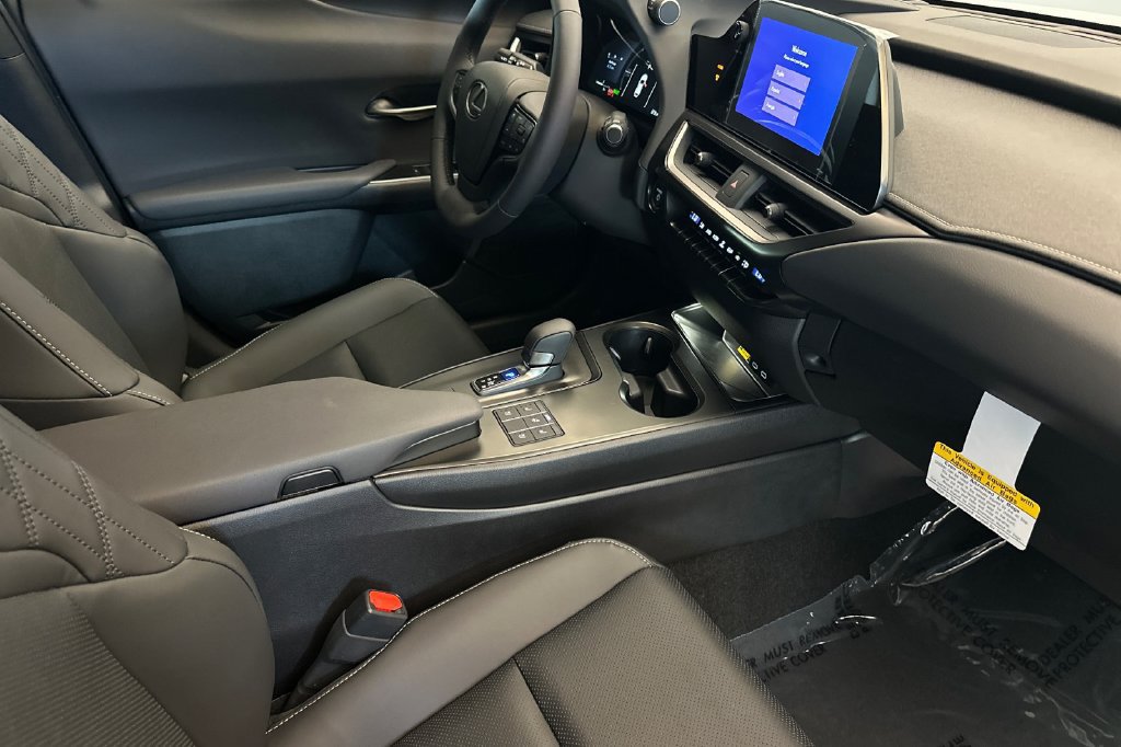 New 2026 Lexus UX 300h AWD w/ Cold Area Package image 16