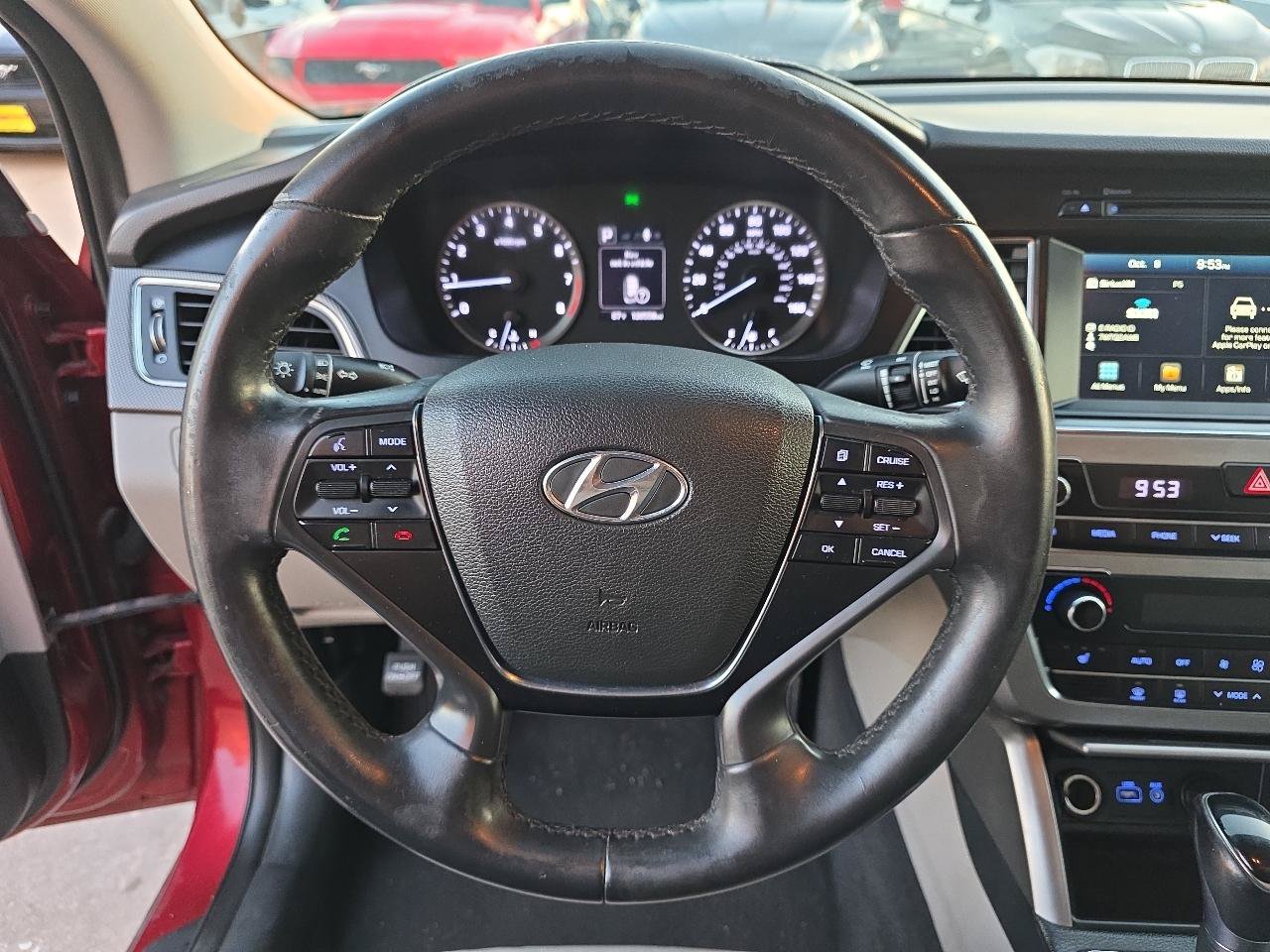 Used 2016 Hyundai Sonata Sport w/ Option Group 02 FWD image 14