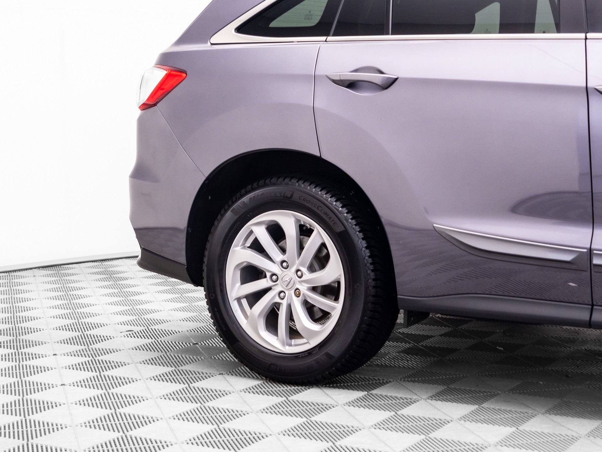 Used 2017 Acura RDX AWD image 30