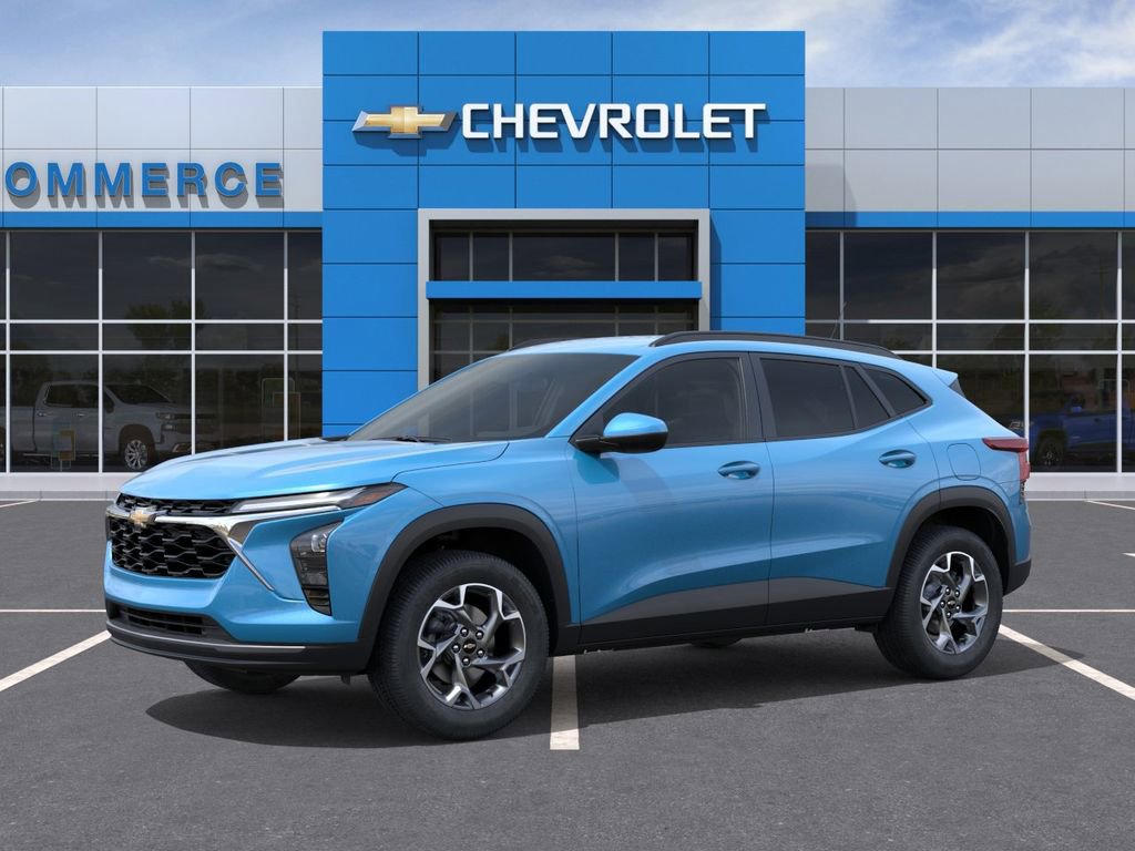 New 2026 Chevrolet Trax LT FWD image 2