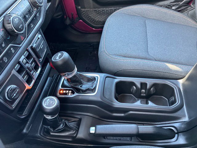 Used 2024 Jeep Wrangler Unlimited Sport AWD/4WD image 31