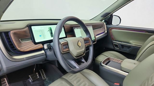 Used 2024 Rivian R1T Adventure AWD/4WD image 19