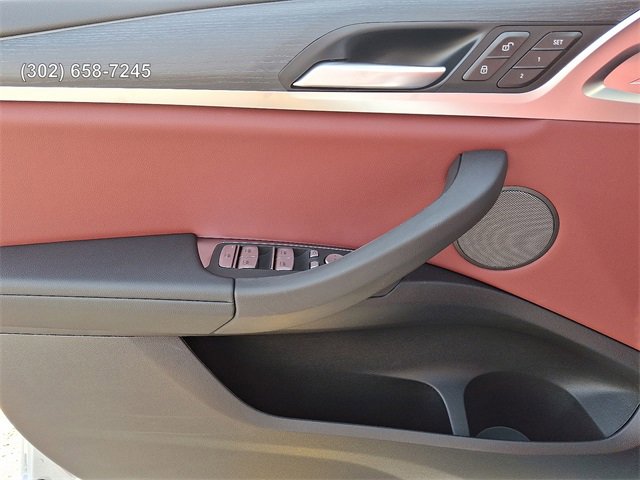 New 2025 BMW X4 xDrive30i w/ Premium Package image 11