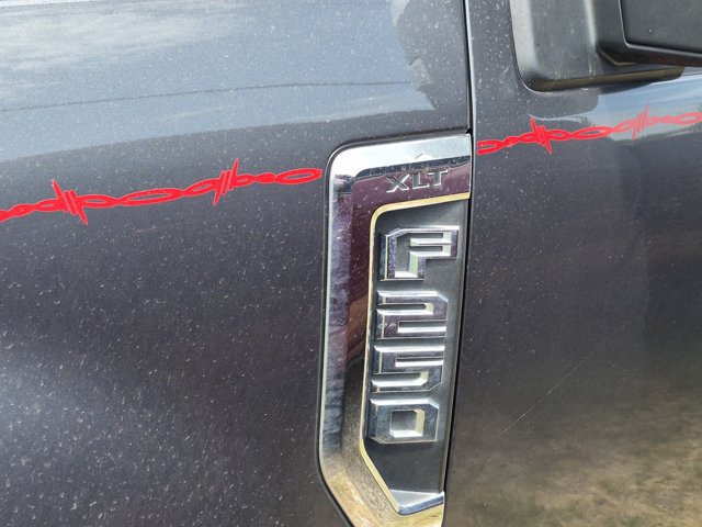 Used 2019 Ford F250 XLT w/ XLT Premium Package AWD/4WD image 8