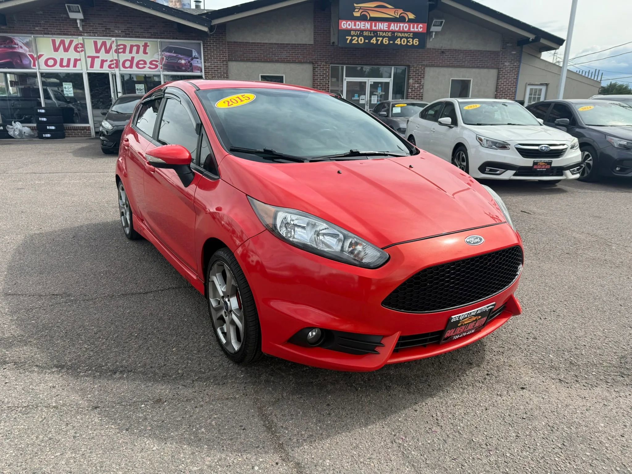 Used 2015 Ford Fiesta ST w/ ST Recaro Package FWD image 2