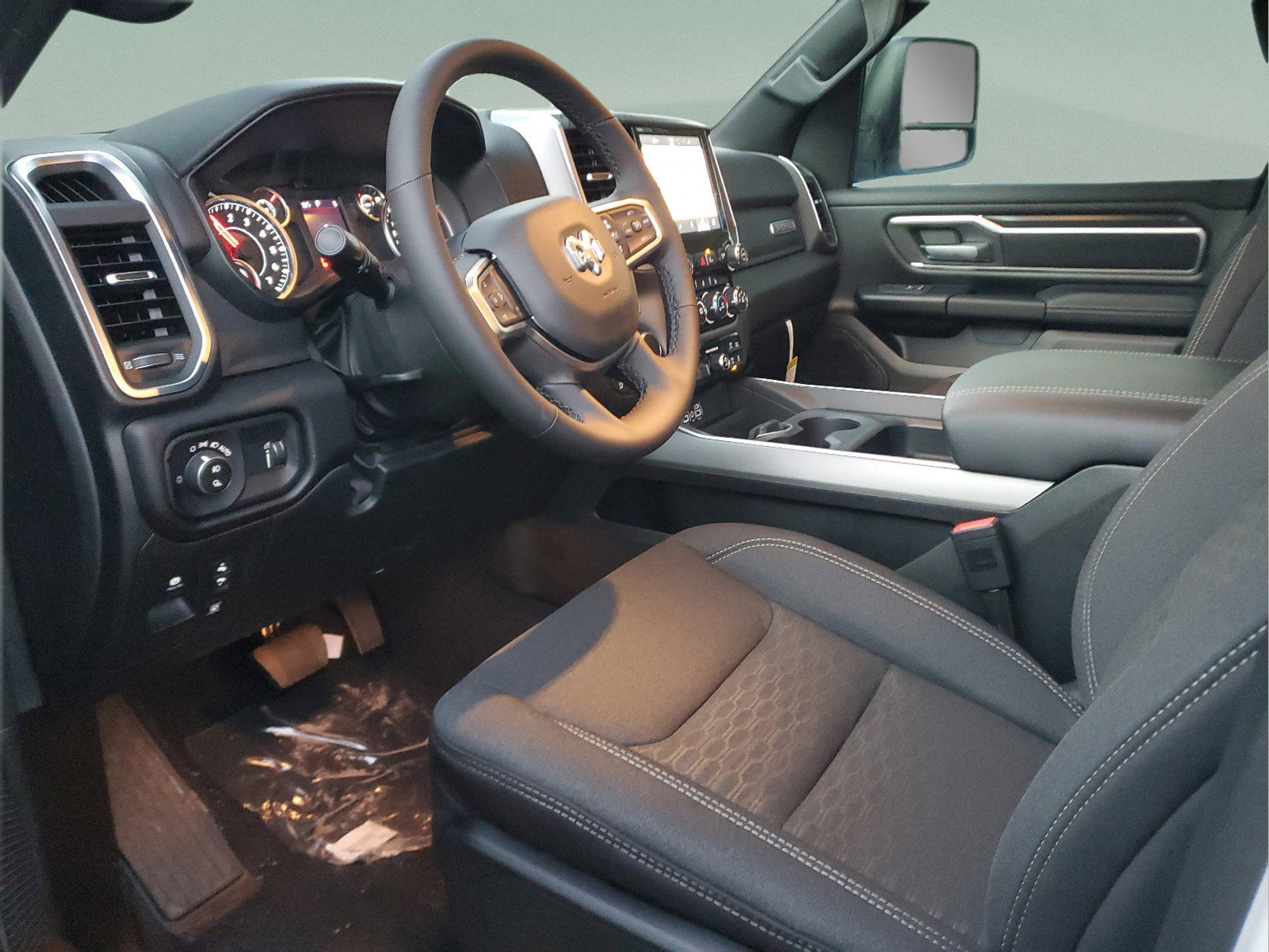 New 2026 RAM 1500 Big Horn AWD/4WD image 15
