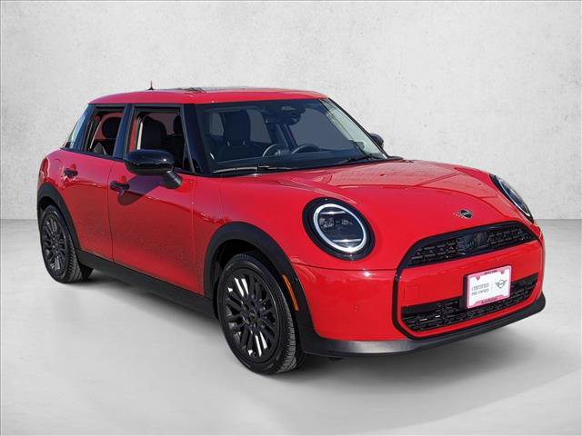 Certified 2025 MINI Cooper 4-Door Hardtop FWD image 3