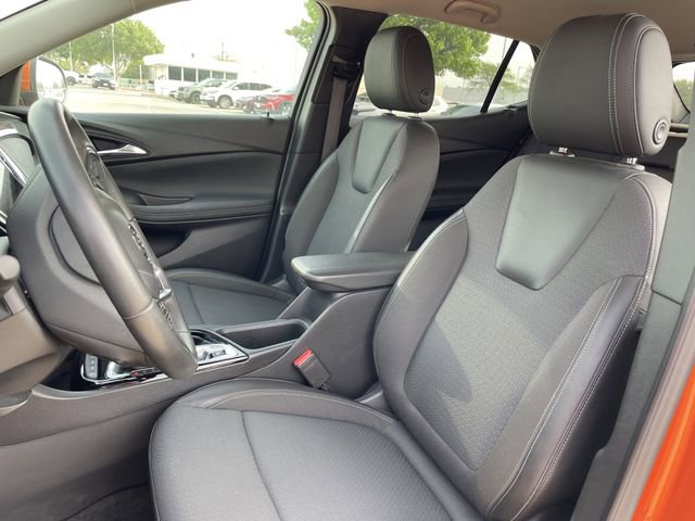 Used 2023 Buick Encore GX Select image 25