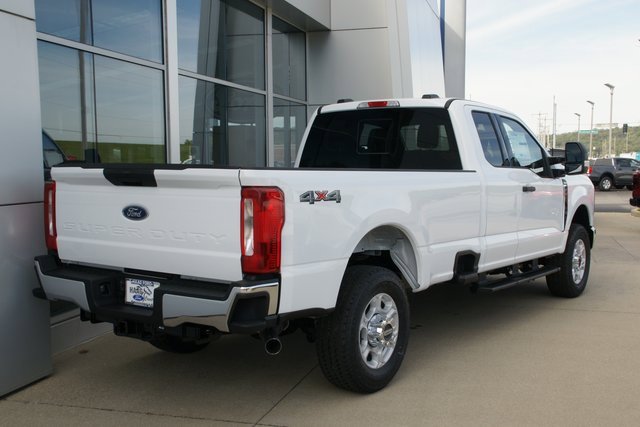 New 2026 Ford F350 XLT image 3