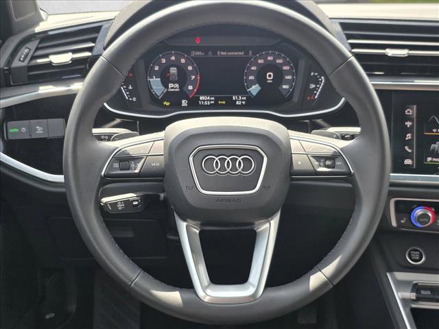 Certified 2025 Audi Q3 2.0T Premium w/ Convenience Package AWD/4WD image 18