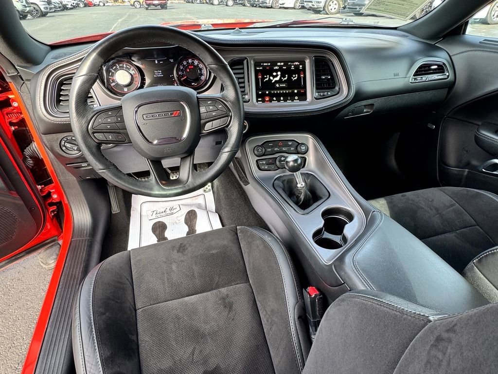 Used 2023 Dodge Challenger R/T w/ Plus Package image 22