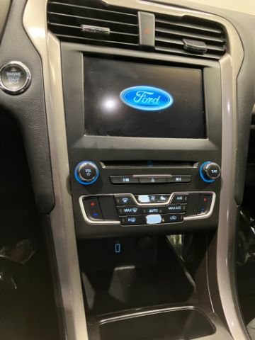 Used 2018 Ford Fusion SE w/ Fusion SE Technology Package FWD image 34