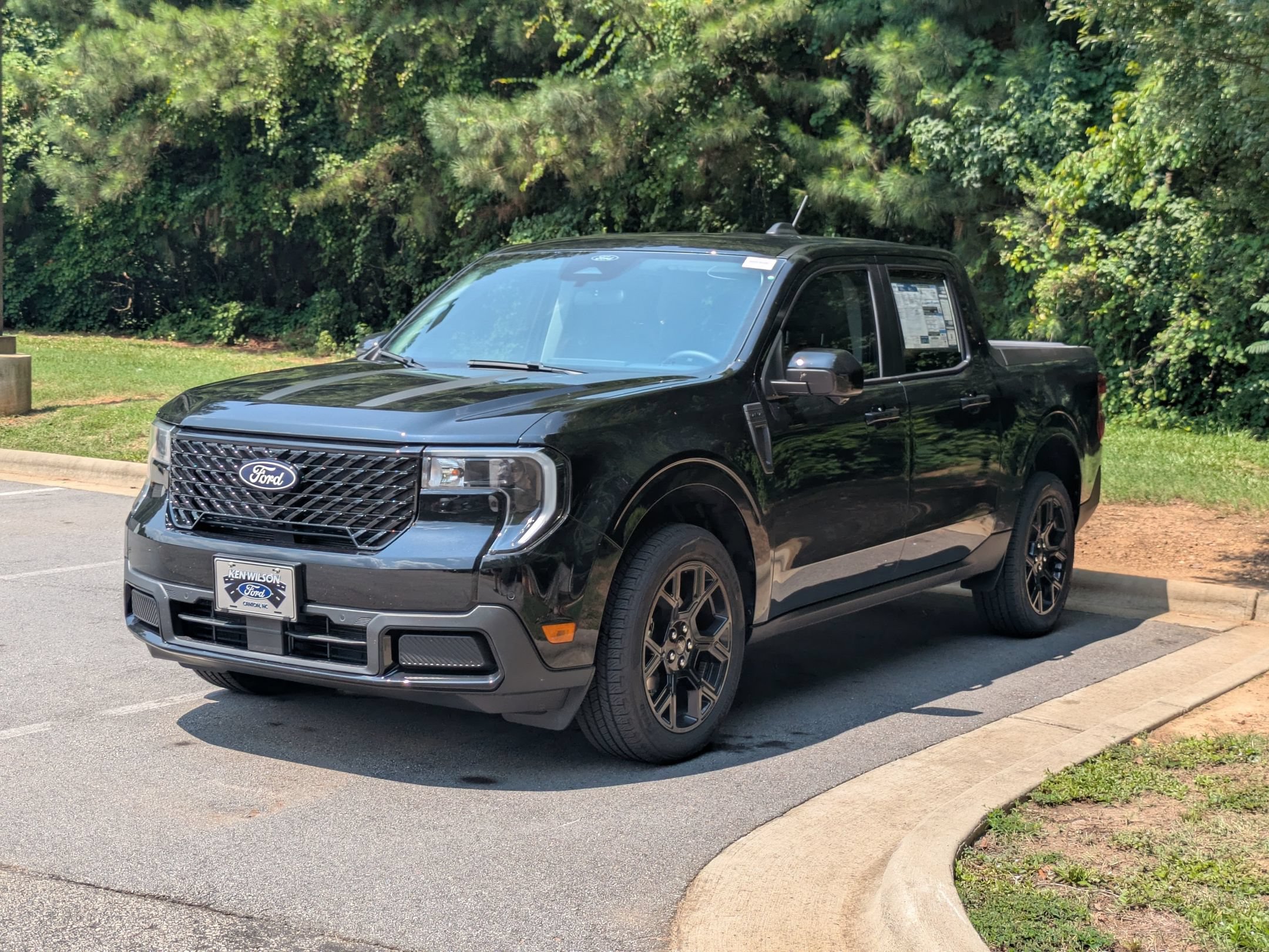 New 2026 Ford Maverick Lariat w/ Black Appearance Package AWD/4WD image 6
