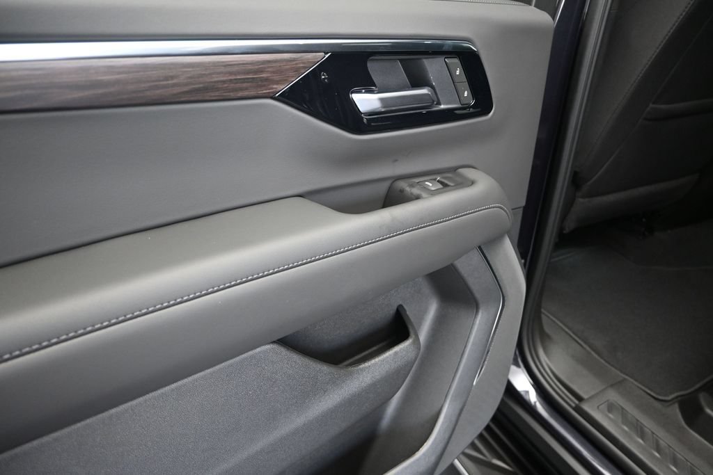 New 2026 Chevrolet Tahoe LS w/ Max Trailering Package AWD/4WD image 15