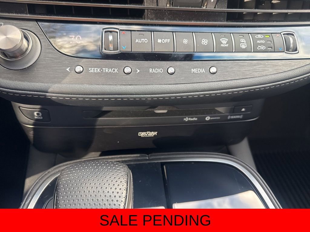 Used 2020 Lexus LS 500 F Sport image 42