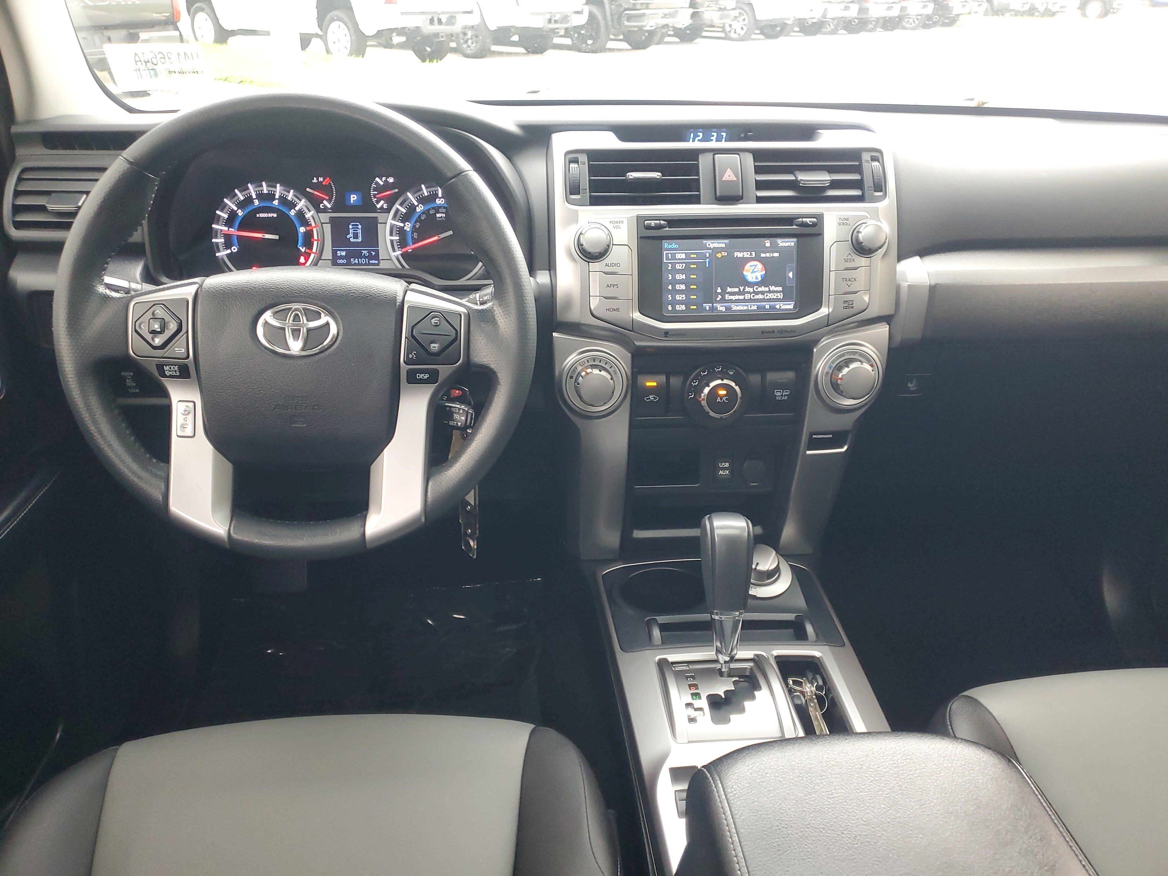 Used 2018 Toyota 4Runner 4WD image 9