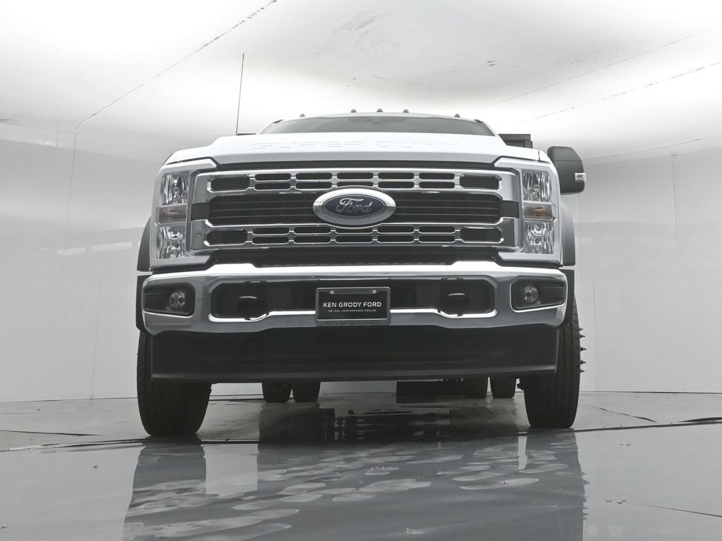 New 2026 Ford F450 XL w/ XL Chrome Package RWD image 40