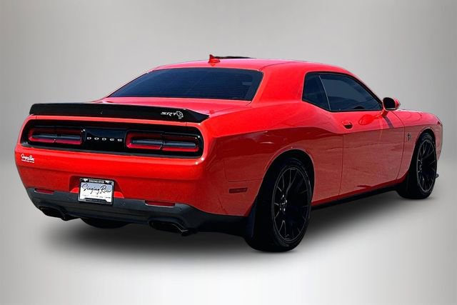 Used 2016 Dodge Challenger SRT Hellcat image 5