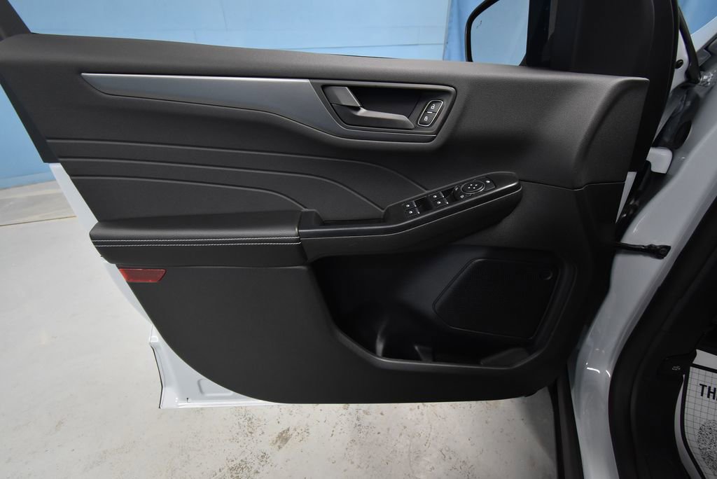 Used 2025 Ford Escape Active image 4