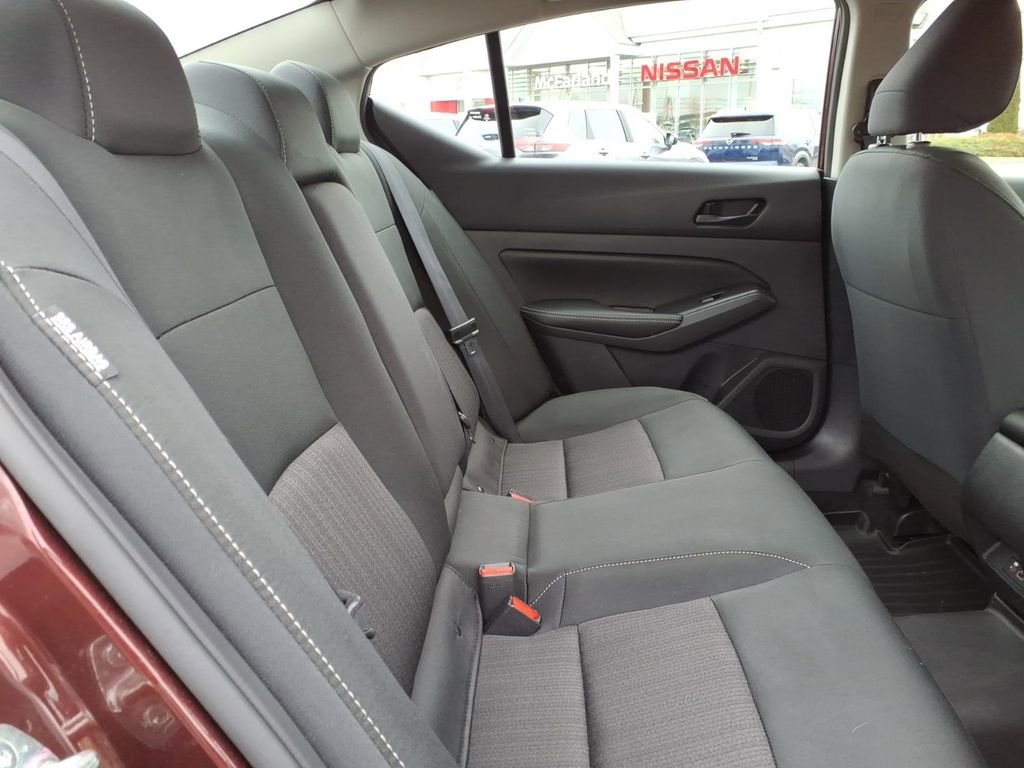 Certified 2024 Nissan Altima 2.5 SV image 6