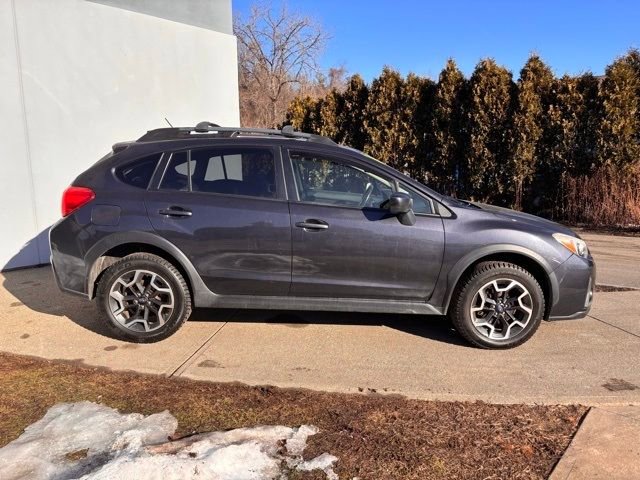 Used 2016 Subaru Crosstrek 2.0i Premium image 2
