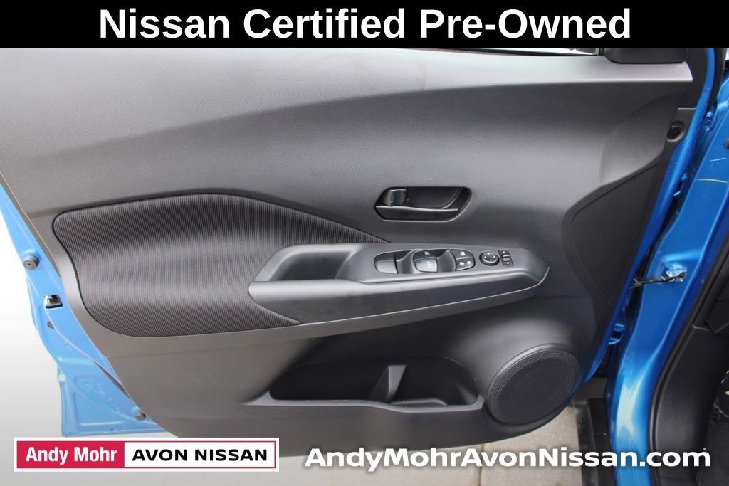 Certified 2025 Nissan Kicks Play S FWD image 17
