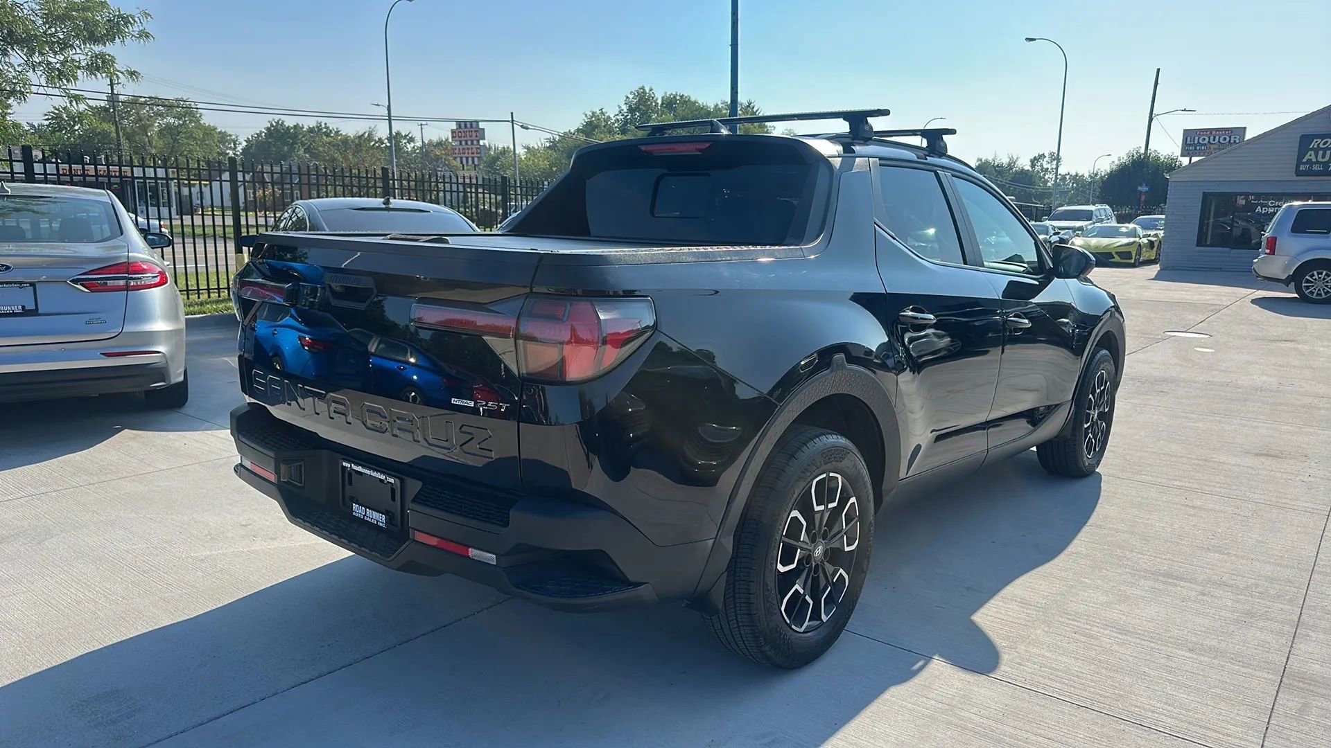 Used 2023 Hyundai Santa Cruz SEL Premium image 5