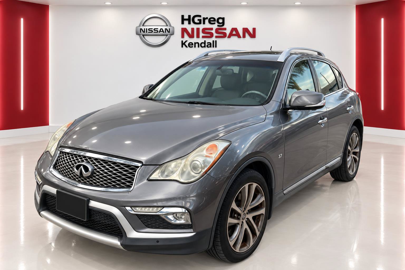 Used 2016 INFINITI QX50 AWD w/ Deluxe Touring Package image 3