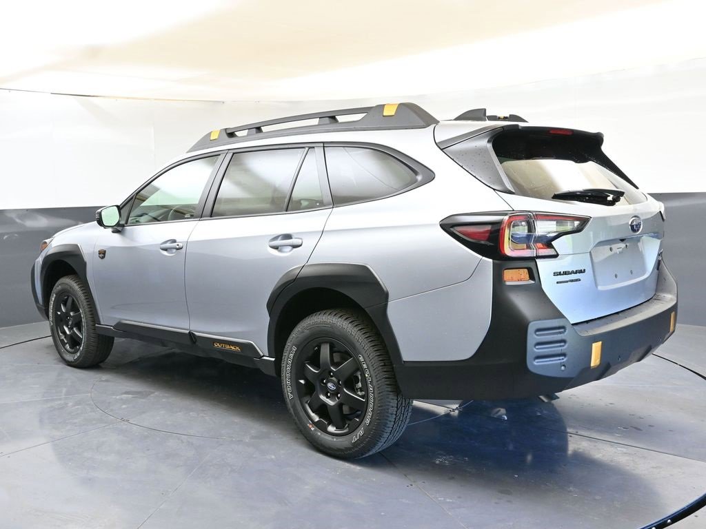 Used 2025 Subaru Outback Wilderness image 3