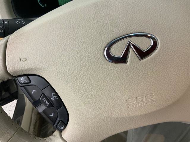 Used 2004 INFINITI Q45 Luxury RWD image 22