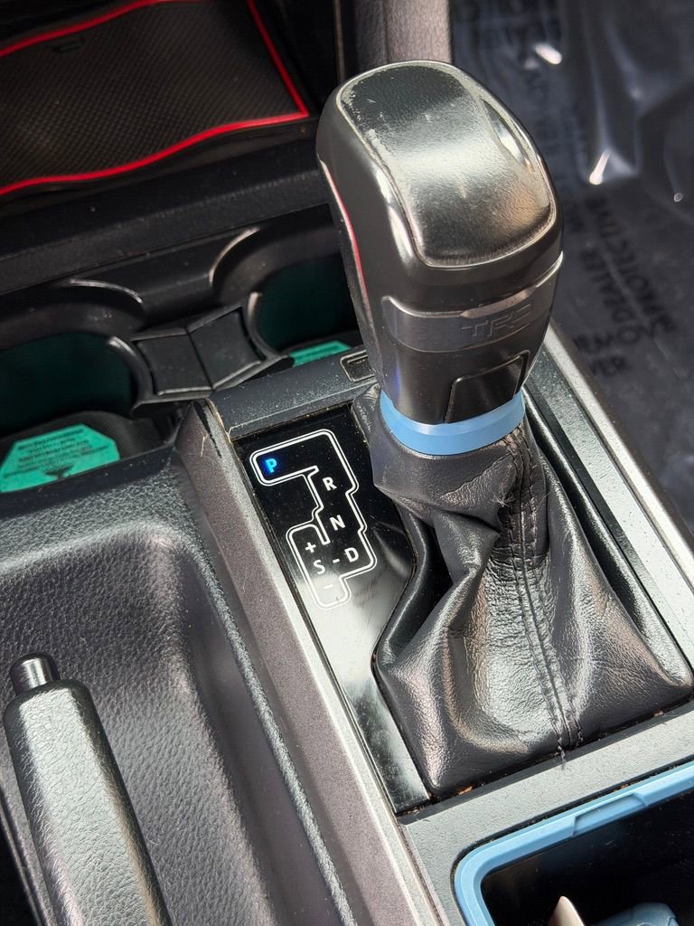 Used 2019 Toyota Tacoma TRD Sport AWD/4WD image 39