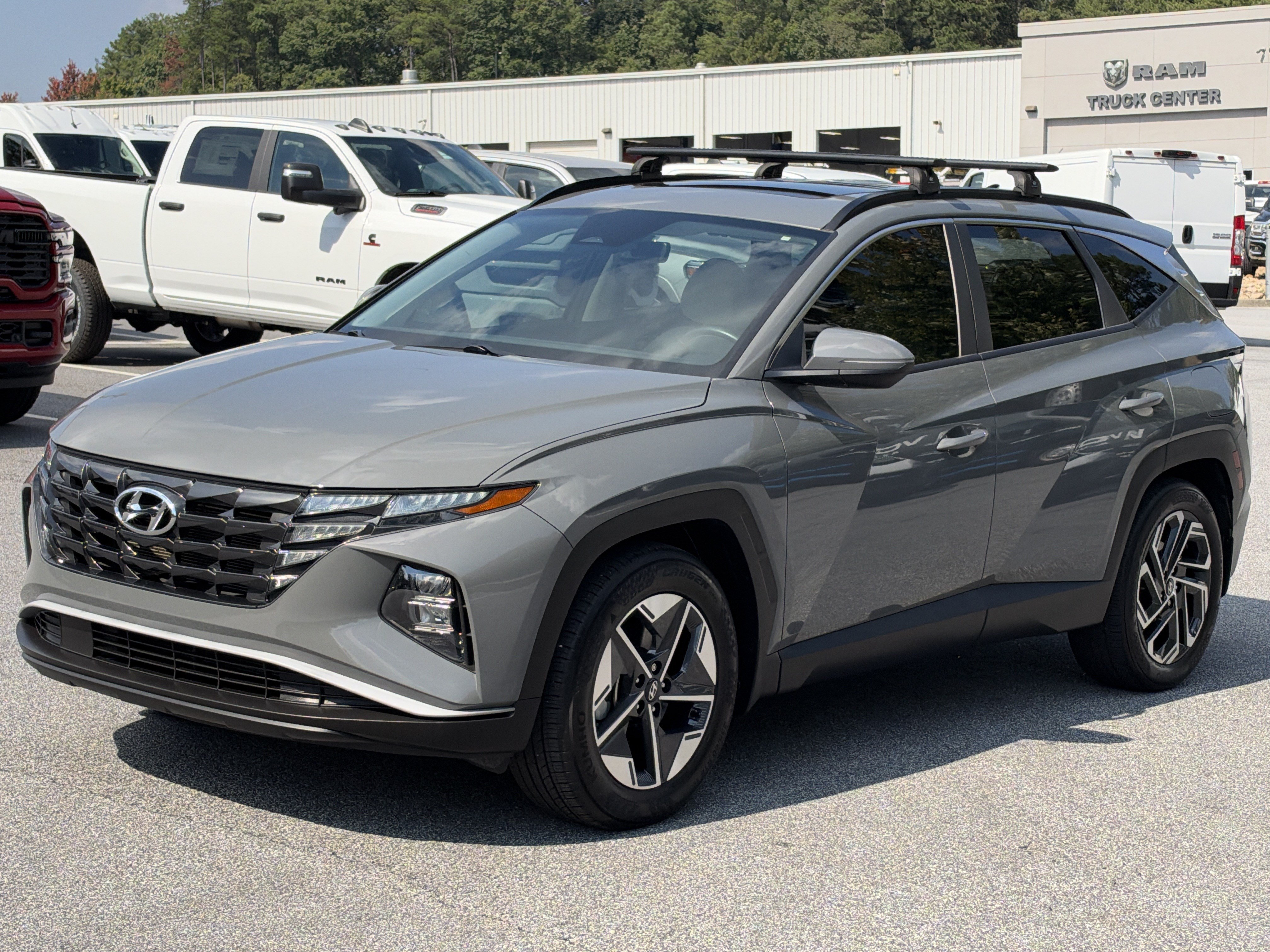 Used 2024 Hyundai Tucson SEL w/ Convenience Package FWD image 3