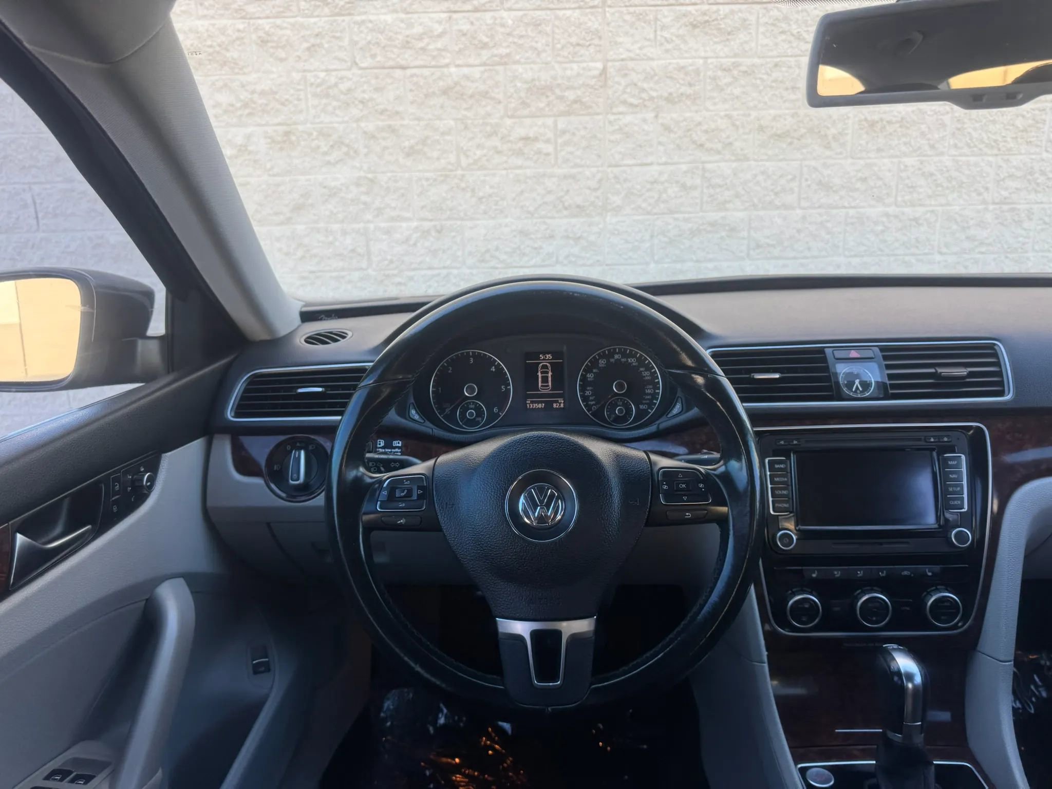 Used 2013 Volkswagen Passat TDI SEL Premium image 20