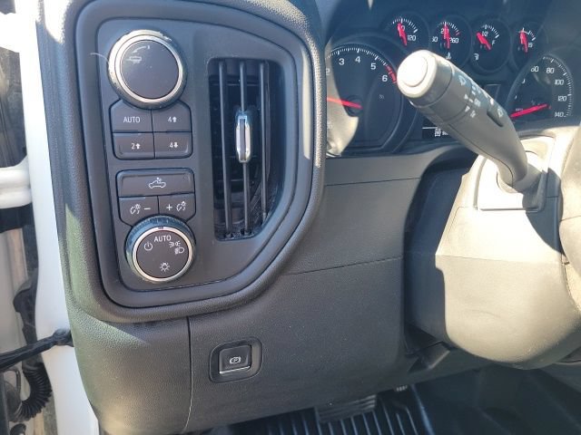 Used 2023 Chevrolet Silverado 1500 W/T w/ WT Value Package AWD/4WD image 32
